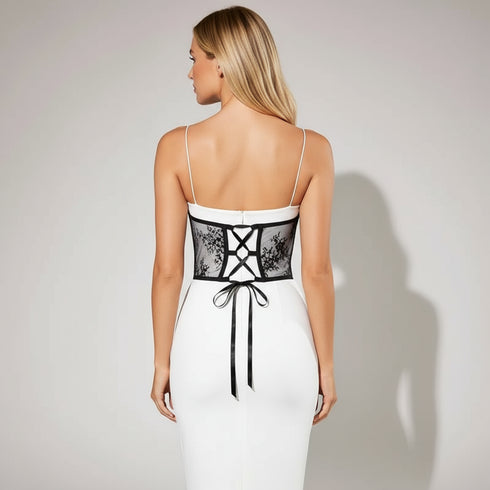 corset-negro-de-encaje